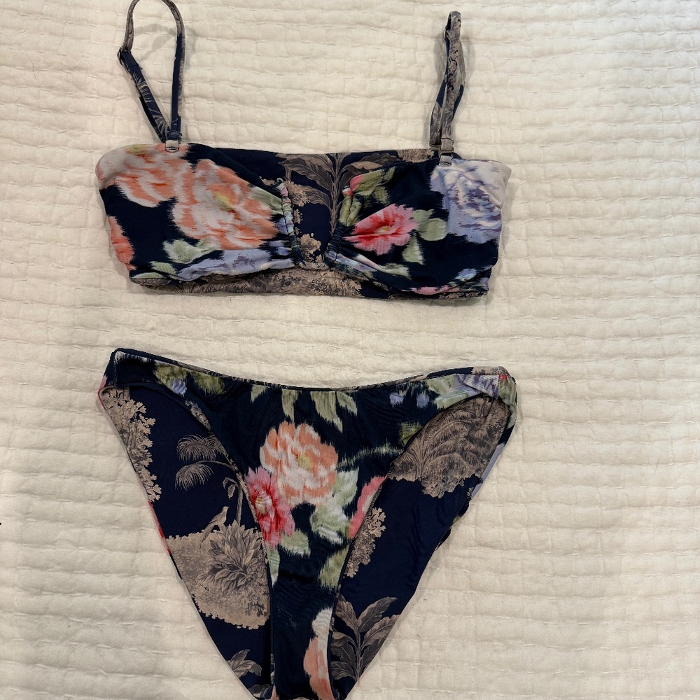 Maaji Size Small Bathing suit